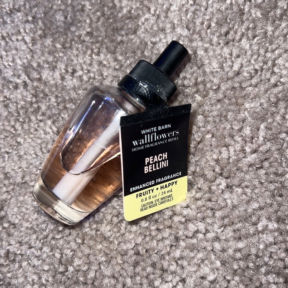Peach Bellini bath and body works